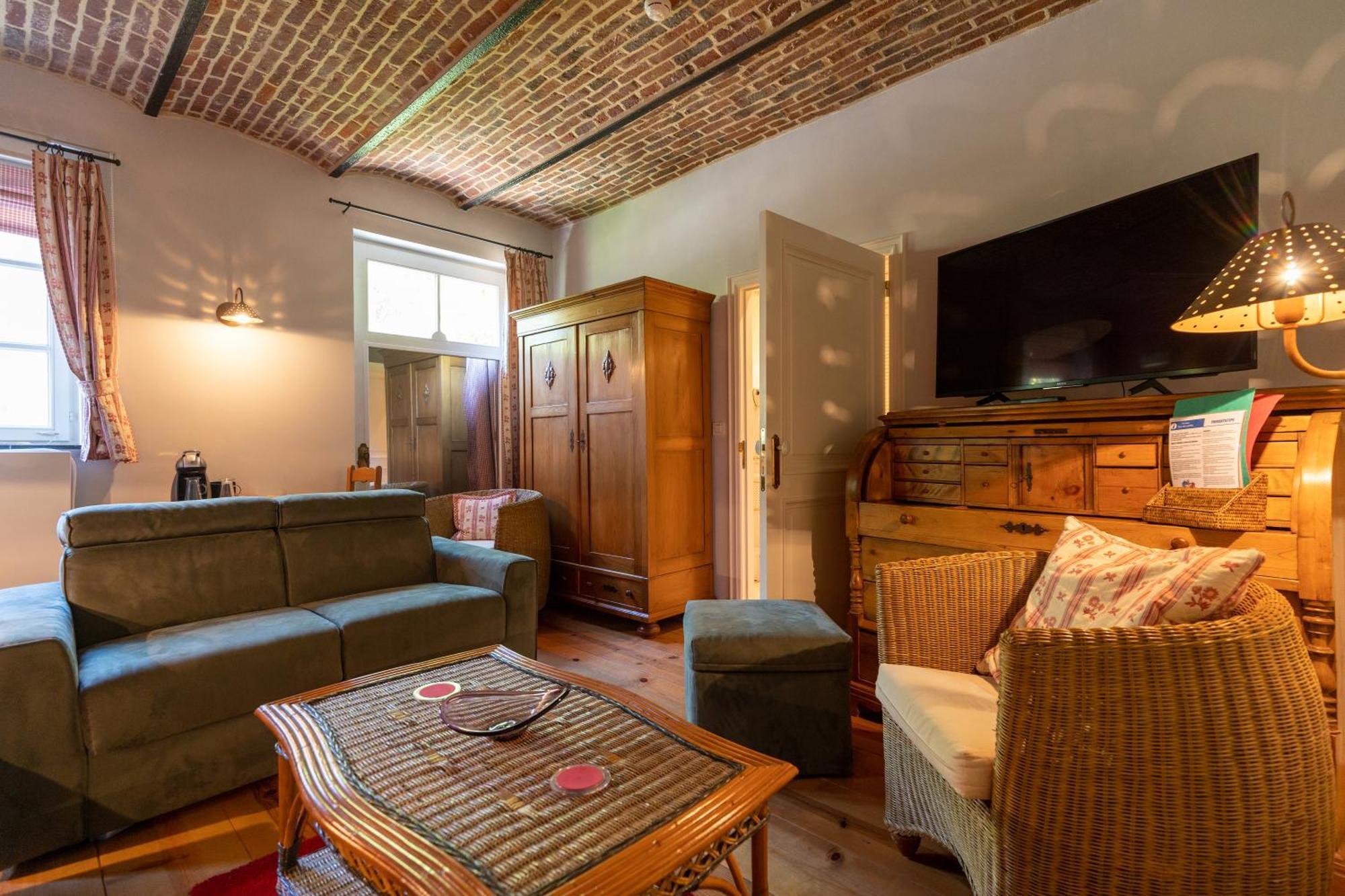 Heers Vakantie Huizen De Heerlijkheid Satenberghヴィラ エクステリア 写真